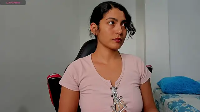 sofiaparker8 online show from June 30, 8:52 pm