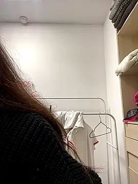 AnaWest online show from October 3, 6:18 am