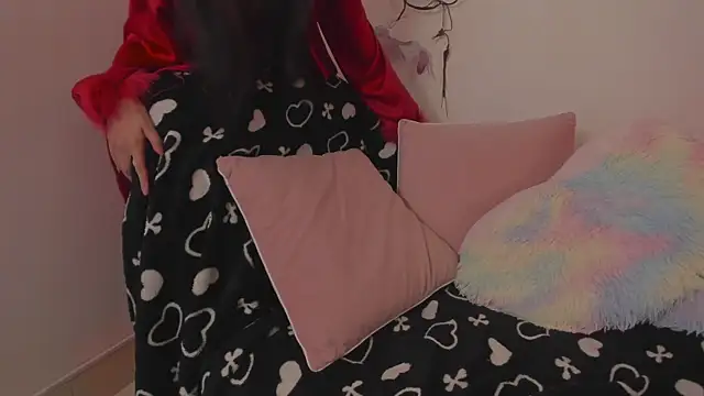 BonnieCute  online show from July 13, 2:01 am
