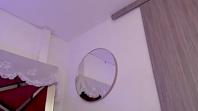 BonnieCute  online show from April 29, 2:37 am