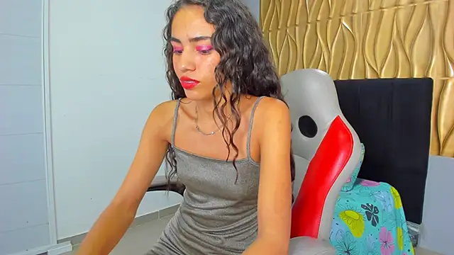 Evelin shy online show from November 16, 5:20 am