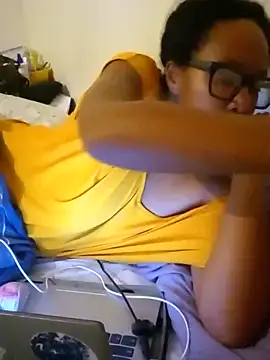 madamsensuale online show from November 2, 1:20 am