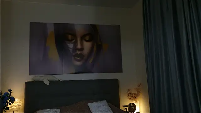 JudyWalkerr online show from October 31, 5:39 pm