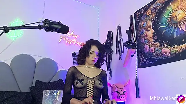 MhiaCorleone online show from October 18, 9:23 am