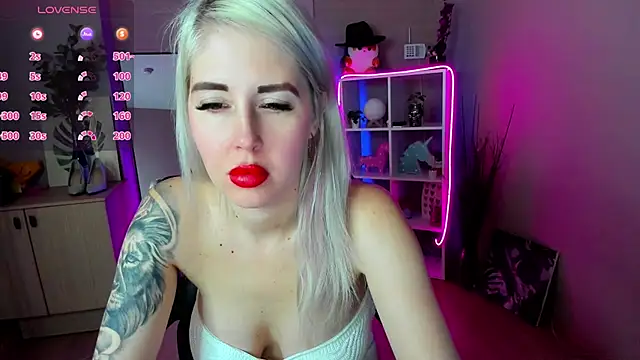 Mermaid N online show from May 7, 1:43 am