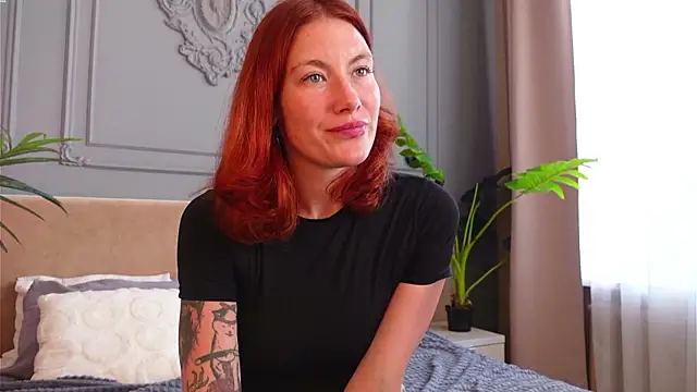 Liv Fay online show from July 30, 1:56 pm