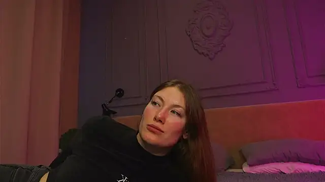 Liv Fay online show from September 25, 3:22 pm