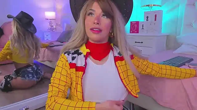 Iara Smith1 online show from November 4, 12:54 pm