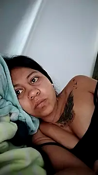 Tiphanydirty3 online show from December 22, 12:30 pm