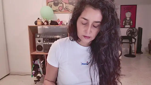 AndreaGomez88 online show from April 20, 12:46 am