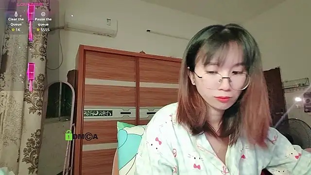 Lili 666 online show from November 16, 5:02 pm