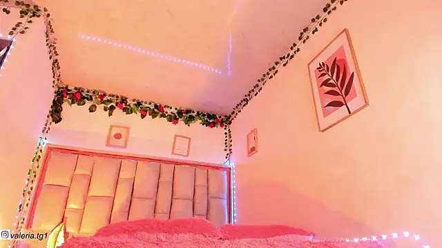 Valeria Thompson1 online show from February 5, 1:08 am