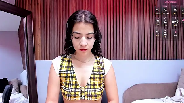 Miranda doll  online show from July 3, 12:22 pm