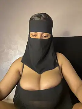 Narimane maroc online show from August 4, 2:17 am