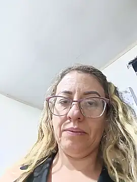 miss hanna07 online show from July 28, 11:15 pm