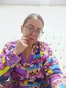 miss hanna07 online show from July 28, 11:17 am