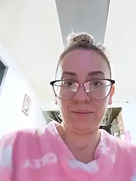 miss hanna07 online show from August 1, 2:02 am