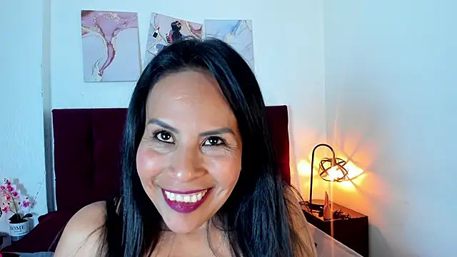 Snapshot of Anthonelaa__ chatting on September 29, 8:14 pm Anthonelaa online show from September 29, 8:14 pm