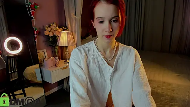 Dearly Emily online show from January 8, 5:17 pm