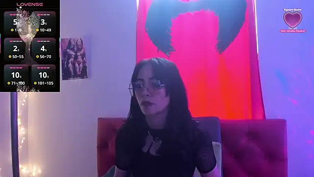 Snapshot of staacy37 chatting on October 7, 7:18 pm staacy37 online show from October 7, 7:18 pm