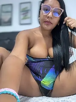 anaesca online show from July 24, 1:53 pm