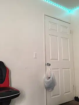 Prettynthick12 online show from July 10, 3:23 pm