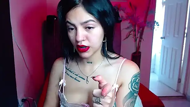 Snapshot of Violettasquirt chatting on September 10, 3:56 pm Violettasquirt online show from September 10, 3:56 pm