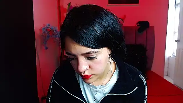 Snapshot of Violettasquirt chatting on September 22, 4:38 pm Violettasquirt online show from September 22, 4:38 pm