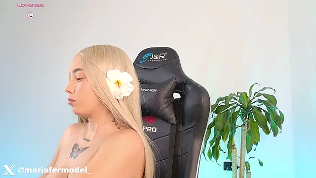Mariafer05 online show from July 10, 4:51 pm