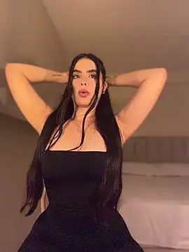 Mavi Coless online show from June 4, 1:00 am