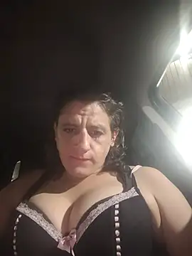 UniqueKorn86 online show from June 16, 4:57 am