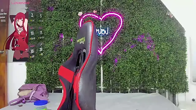 valentina 0  online show from December 15, 9:20 pm