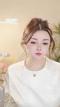 Qiaoqiao  online show from March 11, 4:53 pm