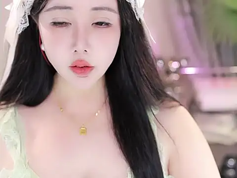 Snapshot of Qiaoqiao_ chatting on October 9, 11:58 am Qiaoqiao online show from October 9, 11:58 am