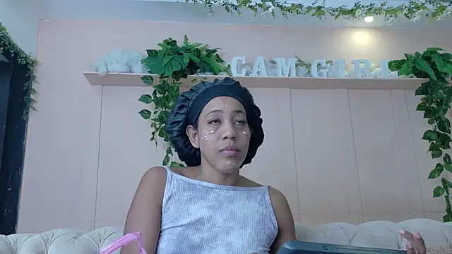 flavia cruz online show from July 25, 12:12 pm