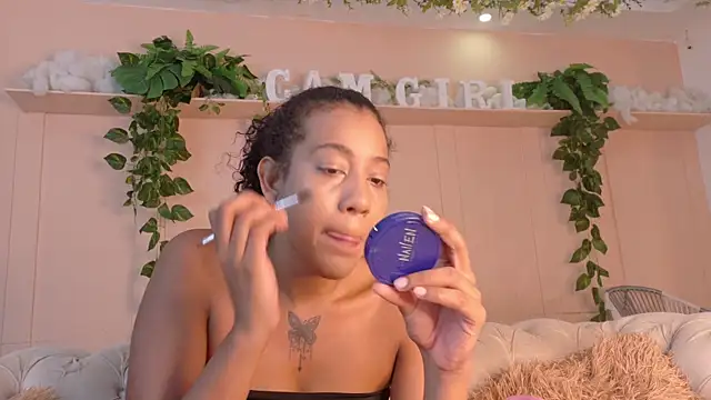 flavia cruz online show from July 18, 12:18 pm