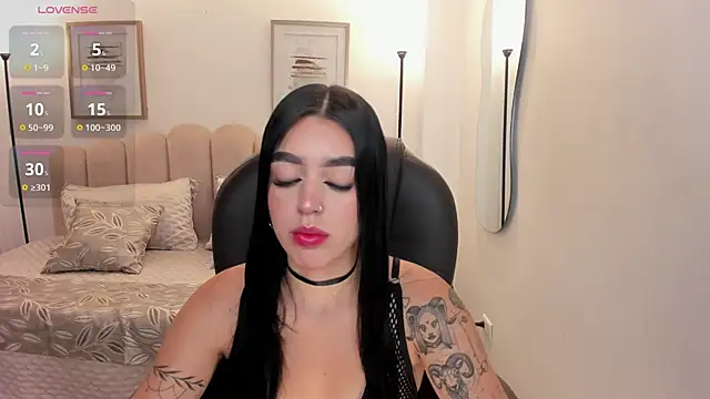 zoee jackson online show from July 25, 5:03 am