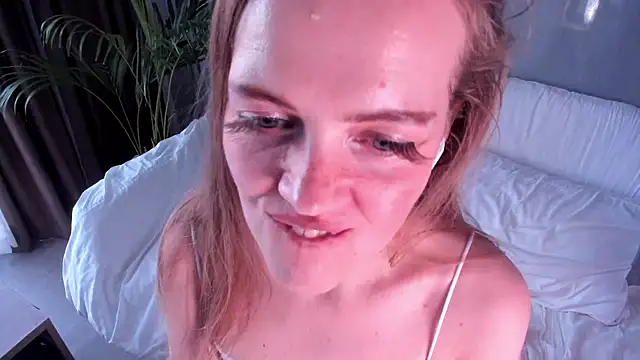 CutieEllie online show from November 29, 10:52 am