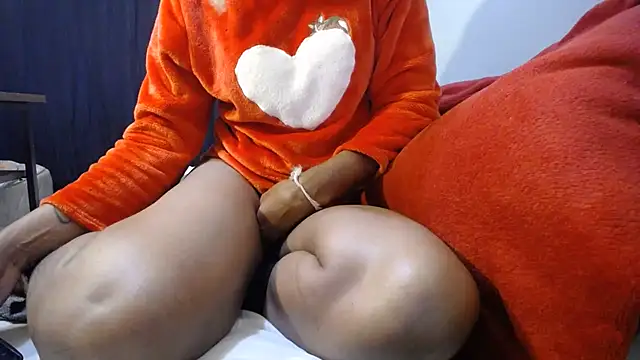 Carameldip online show from June 15, 4:12 am