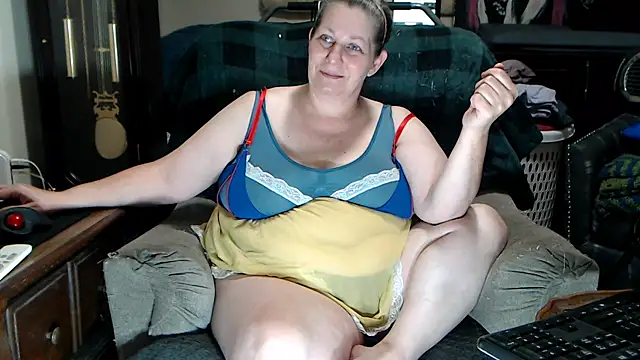ladyscarlotta online show from July 27, 5:21 pm