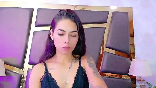 Snapshot of NicoleEsposito chatting on September 10, 1:44 pm NicoleEsposito online show from September 10, 1:44 pm