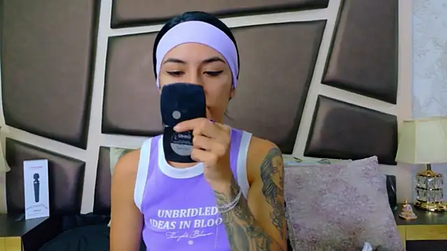 NicoleEsposito online show from July 6, 12:54 pm