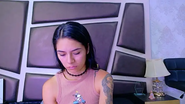NicoleEsposito online show from June 17, 1:01 pm