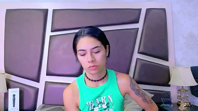 NicoleEsposito online show from June 18, 1:49 pm