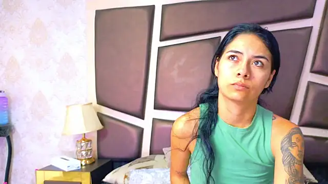 NicoleEsposito online show from August 3, 12:44 pm