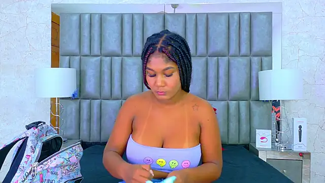 AlisonJaimes online show from October 7, 1:15 pm