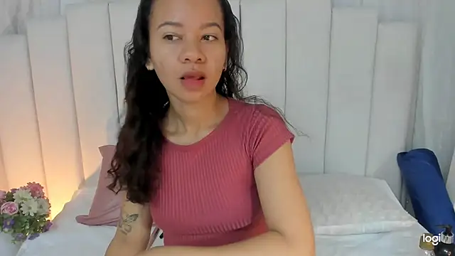 Snapshot of brithany_rousee chatting on October 4, 12:11 pm brithany rousee online show from October 4, 12:11 pm