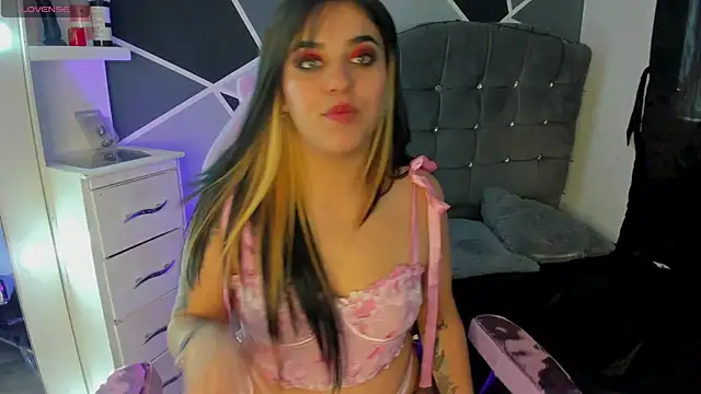 alyssa magiic online show from May 4, 5:39 pm