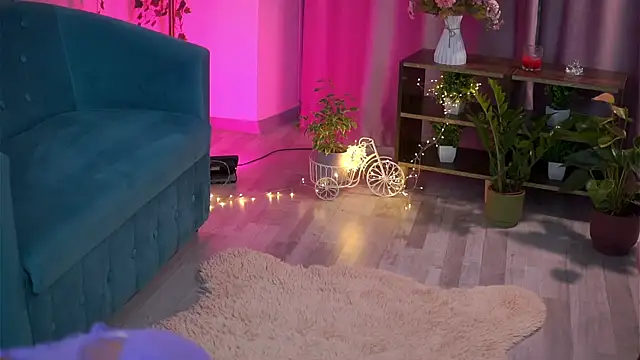 TheAyana online show from November 23, 2:41 pm