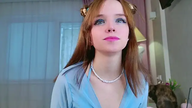 b4by LoL1 online show from October 11, 6:51 am